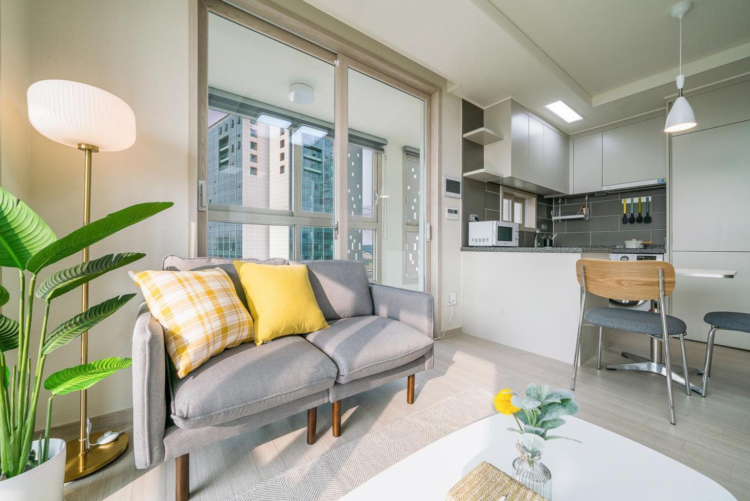 Urbanstay Songdo Moonlight Park Incheon Bagian luar foto