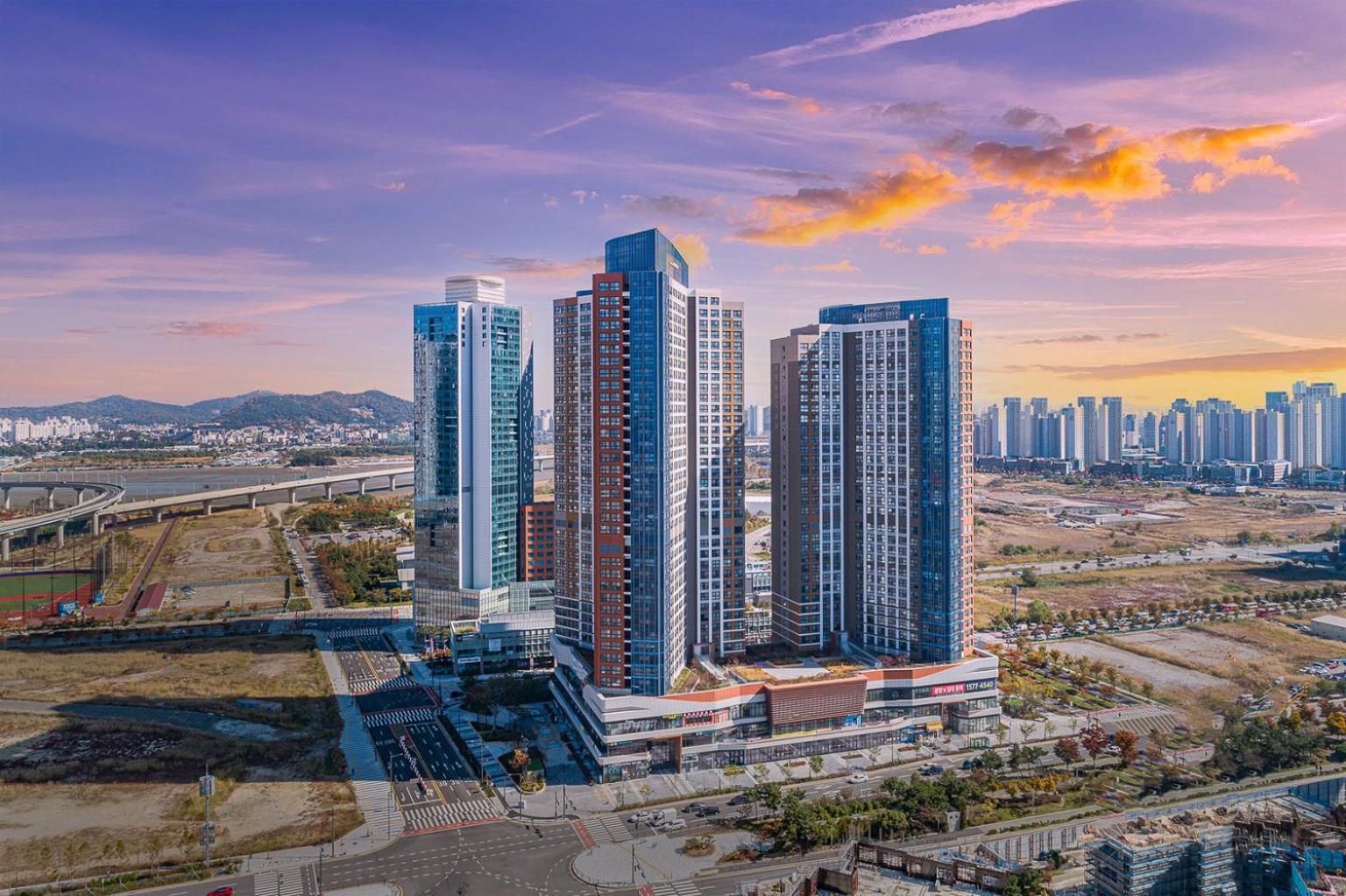 Urbanstay Songdo Moonlight Park Incheon Bagian luar foto