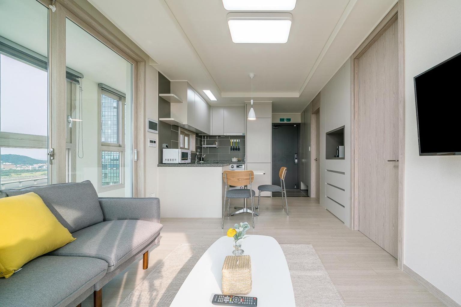 Urbanstay Songdo Moonlight Park Incheon Bagian luar foto