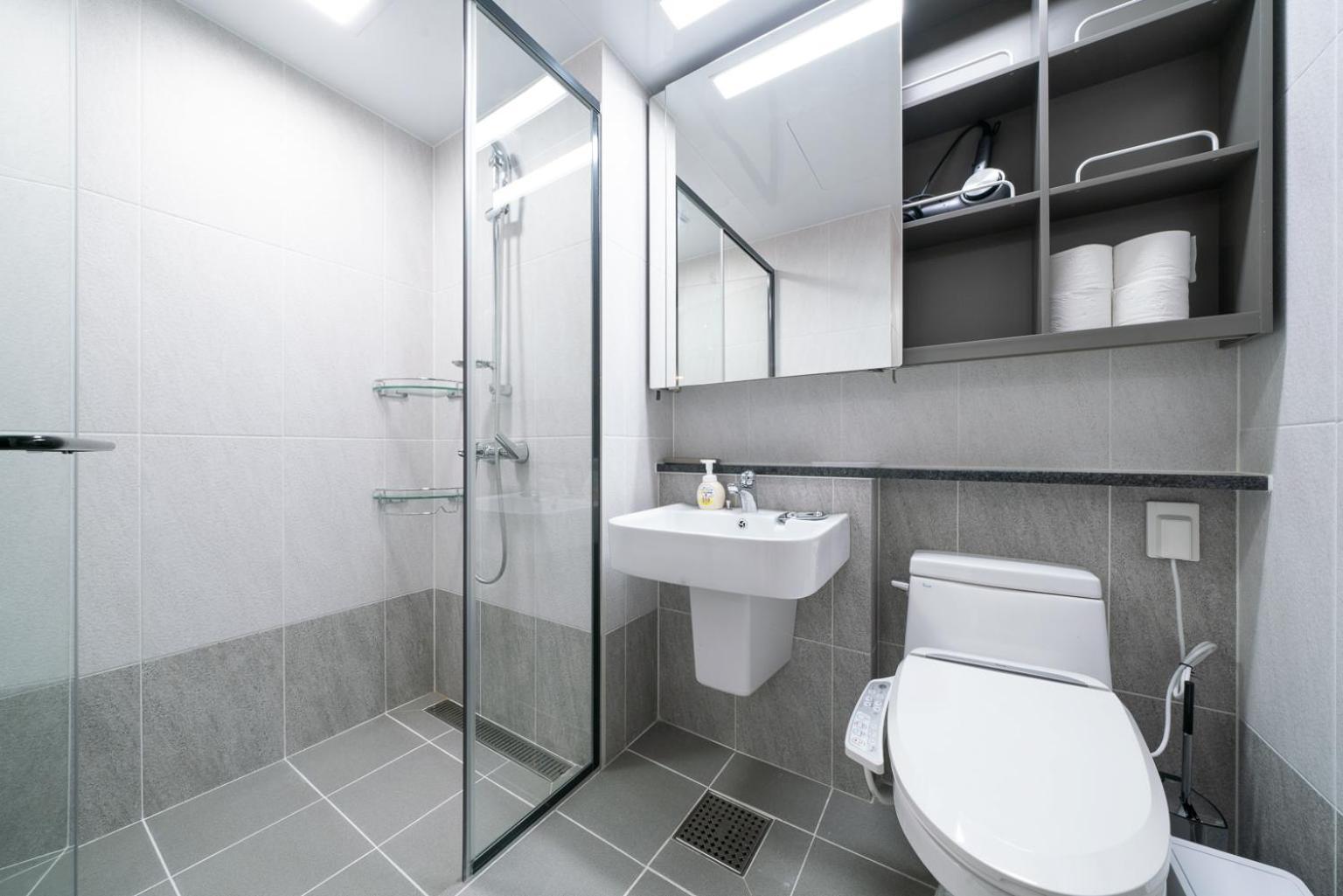Urbanstay Songdo Moonlight Park Incheon Bagian luar foto